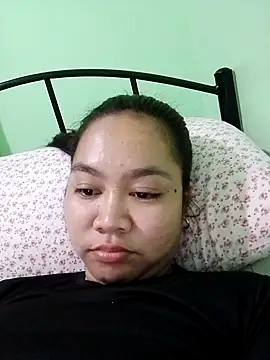 Snapshot of Hotbaby_1523 chatting on 09.15.25 Hotbaby 1523 online show from 09.15.25