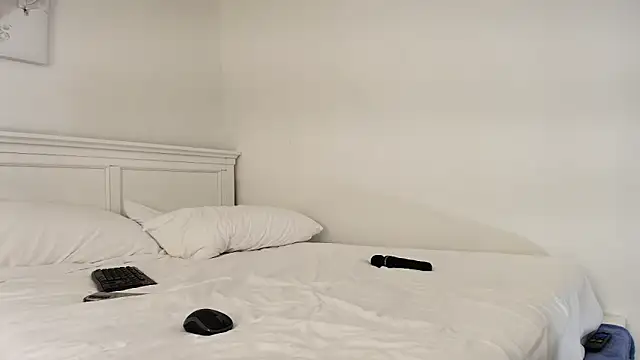 Snapshot of xxxvibesxo chatting on 02.10.25 xxxvibesxo online show from 02.10.25