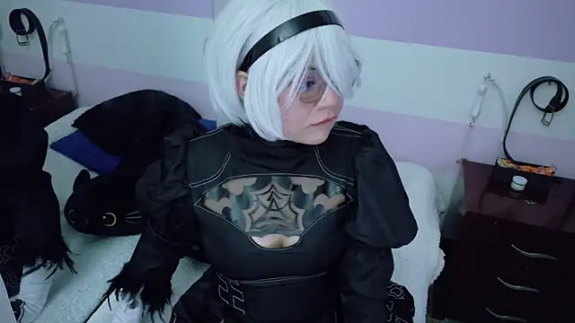 Catwhite  online show from 11.07.25