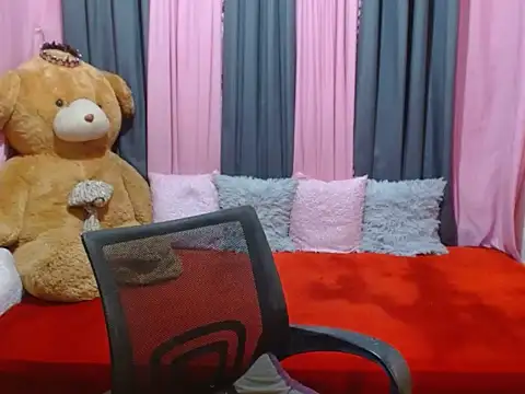 xxSexyBitch69xx online show from 10.24.25