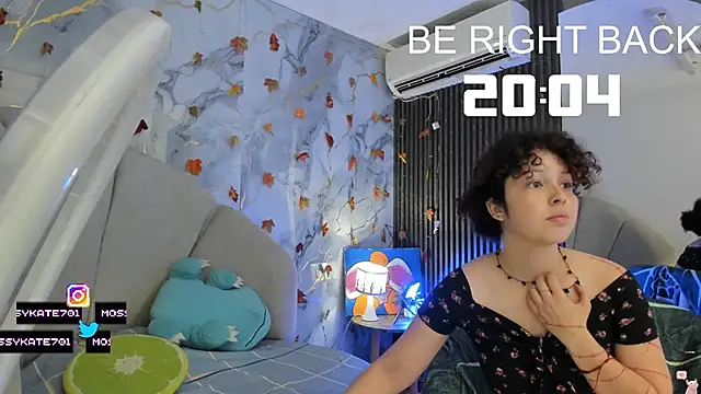 Katemoss70 online show from 11.04.25