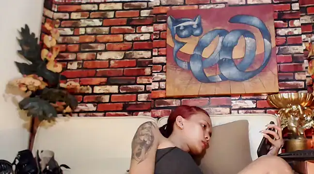 Snapshot of juicyCOCKeva chatting on 02.14.25 juicyCOCKeva online show from 02.14.25
