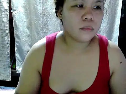 Snapshot of hotcastlexxx chatting on 06.03.26 hotcastlexxx online show from 06.03.26