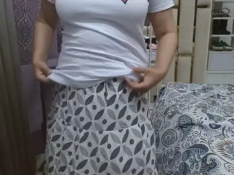 Lovelywife786 online show from 06.21.26