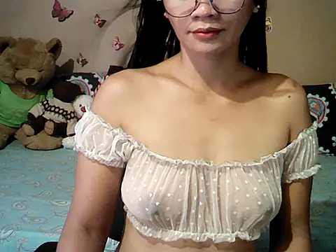 Mia Rein online show from 04.06.26