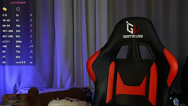 Snapshot of Just_alice chatting on 03.17.25 Just alice online show from 03.17.25