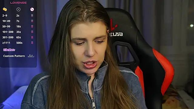 Snapshot of Just_alice chatting on 03.22.25 Just alice online show from 03.22.25