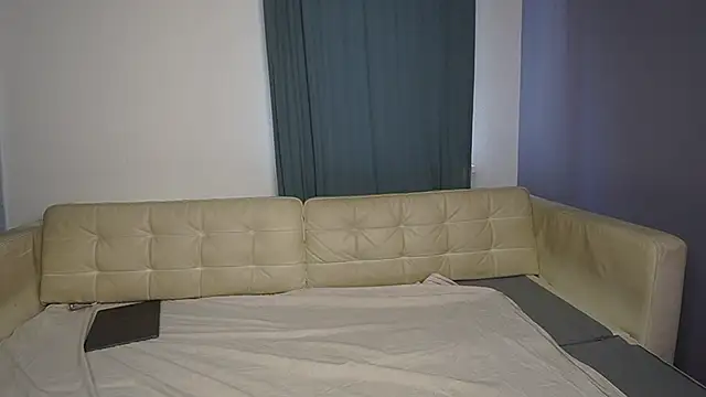 Snapshot of Just_alice chatting on 09.19.25 Just alice online show from 09.19.25