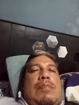 Snapshot of Vulckano43 chatting on 03.26.26 Vulckano43 online show from 03.26.26