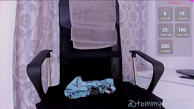 tommylongxx online show from 12.06.24