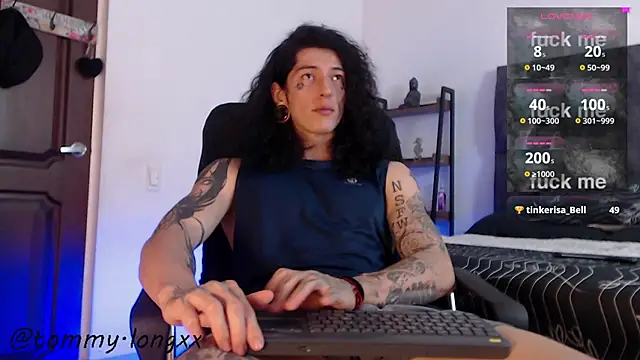 tommylongxx online show from 10.16.25