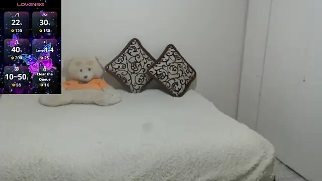 MargotLot online show from 10.25.25