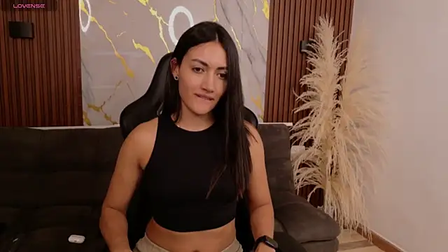 EmilyBoonny1 online show from 05.04.26