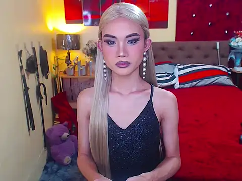 MeatyhorsecockMistress online show from 11.11.25