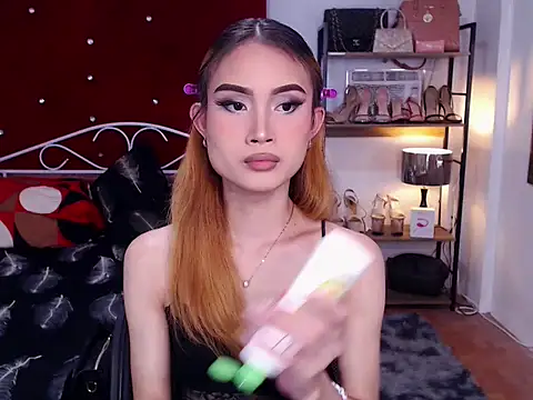 MeatyhorsecockMistress online show from 01.12.26