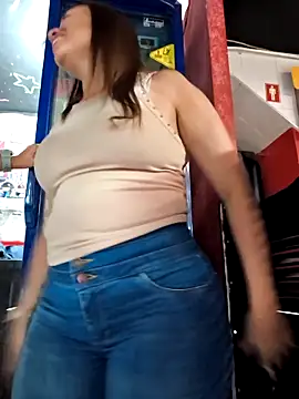 Nanybaker95 online show from 11.20.25