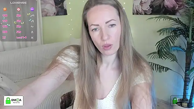 Queenymel online show from 02.28.26