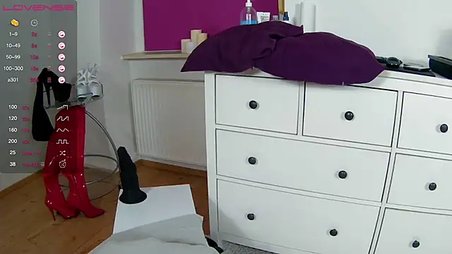 Latina daily online show from 09.18.25