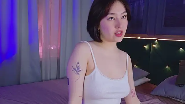 Snapshot of So_audrey chatting on 12.10.24 So audrey online show from 12.10.24