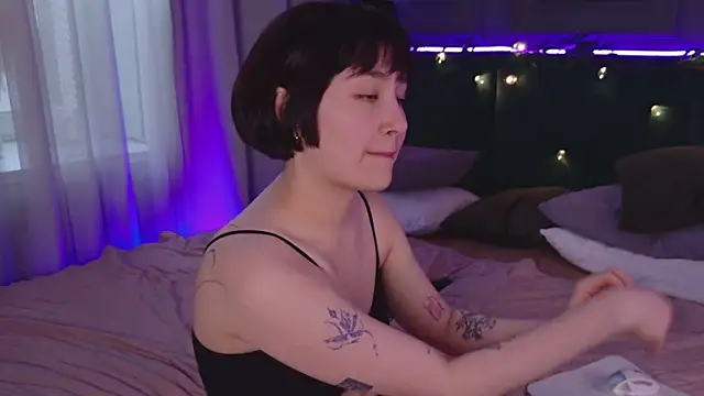 Snapshot of So_audrey chatting on 01.06.25 So audrey online show from 01.06.25