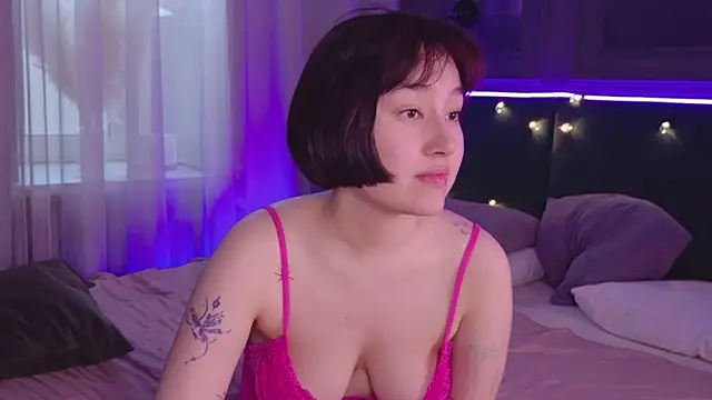 Snapshot of So_audrey chatting on 01.15.25 So audrey online show from 01.15.25