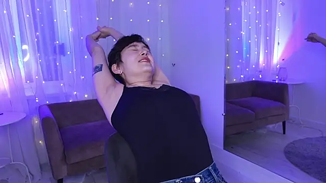 Snapshot of So_audrey chatting on 09.19.25 So audrey online show from 09.19.25