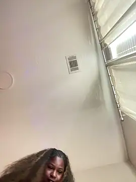 BigFineSelena online show from 06.10.26