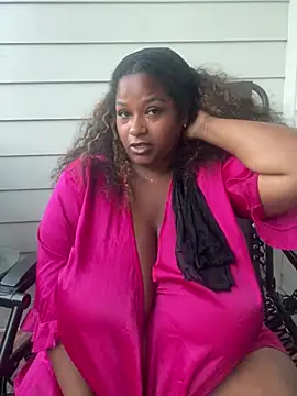BigFineSelena online show from 08.02.26
