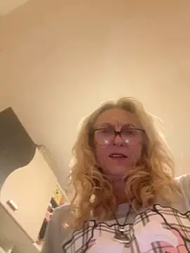 adella13 online show from 01.21.25