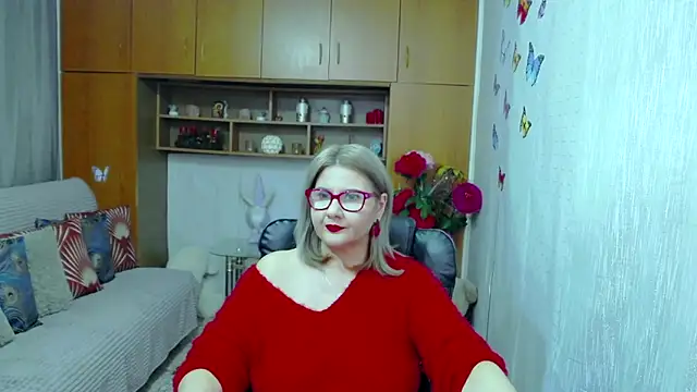 LucilleFenlys online show from 10.21.25