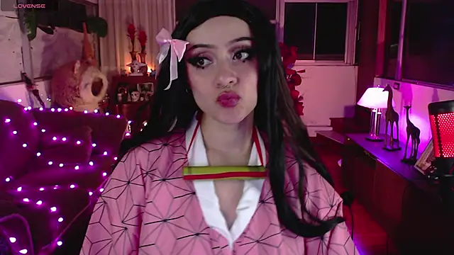 Snapshot of Aquamarinebubble chatting on 02.08.25 Aquamarinebubble online show from 02.08.25