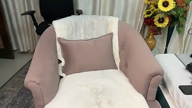 mahimagicdoll DESI online show from 03.12.25