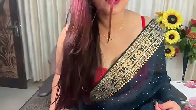 mahimagicdoll DESI online show from 03.17.25