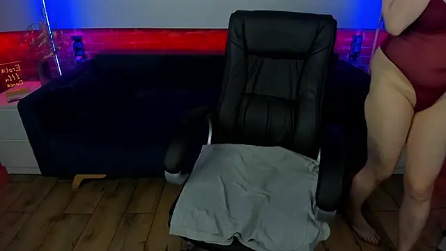 Kamilla Hot online show from 03.06.25