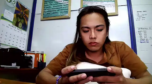 Your PrettyGirlxxx online show from 03.05.25