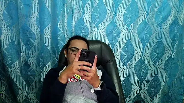 Your PrettyGirlxxx online show from 09.11.25