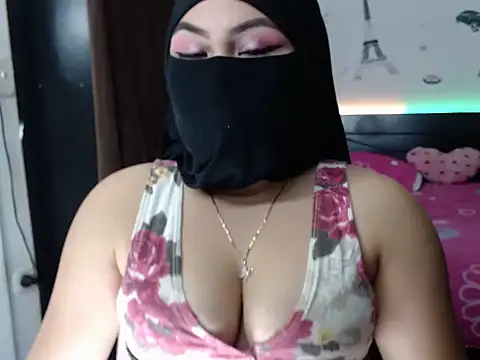 Hana    online show from 12.15.24