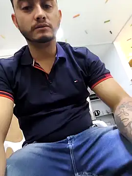 Snapshot of DatableTriumph chatting on 02.16.26 DatableTriumph online show from 02.16.26