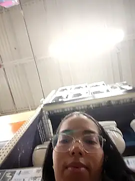 Snapshot of SheenaBrooke chatting on 10.28.25 SheenaBrooke online show from 10.28.25