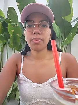 Snapshot of SheenaBrooke chatting on 02.04.26 SheenaBrooke online show from 02.04.26