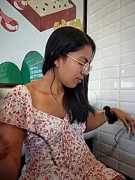 Snapshot of SheenaBrooke chatting on 02.20.26 SheenaBrooke online show from 02.20.26