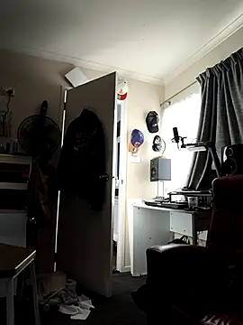TheTree13 online show from 04.27.26