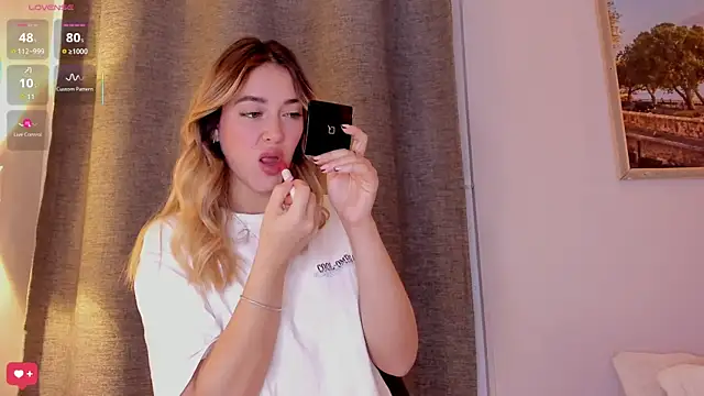 Assh lee  online show from 12.04.25