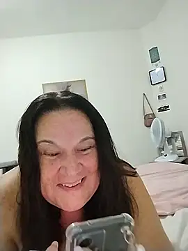 Snapshot of Yaya_Mineira chatting on 02.22.26 Yaya Mineira online show from 02.22.26