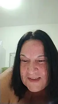 Yaya Mineira online show from 06.07.26