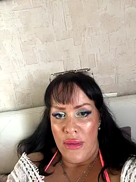 Lolaley2 online show from 09.26.25