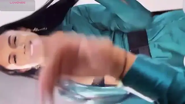 Snapshot of sweetcata23 chatting on 02.12.26 sweetcata23 online show from 02.12.26