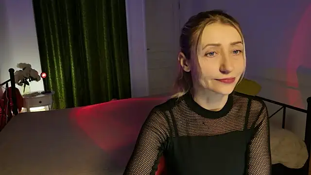 ZoeGrant online show from 05.03.26