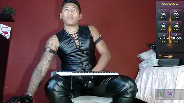 TomLover 12 online show from 02.16.25