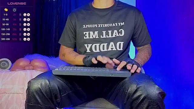 TomLover 12 online show from 10.09.25